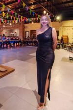 trajes para anfitrionas - Imagen 2