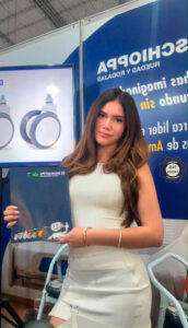 Anfitriona-Grecia-Expomoto2