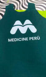 Uniforme para Anfitriona con Logo Estampado en Licra Brasileña - Imagen 3