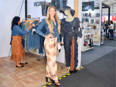anfitrionas-expotextil
